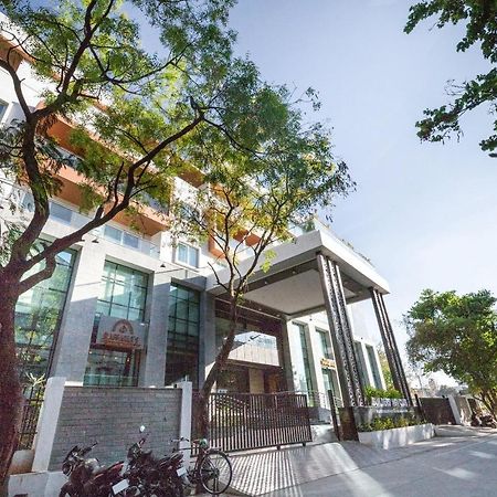 Palette Resorts - Hotel Sanhok บังกาลอร์ ภายนอก รูปภาพ